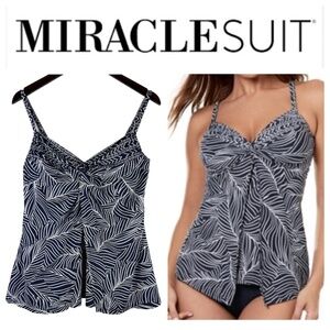 Miraclesuit Tankini Swimsuit Top 16W XL 1X Tropical Palm Leaves Love Knot